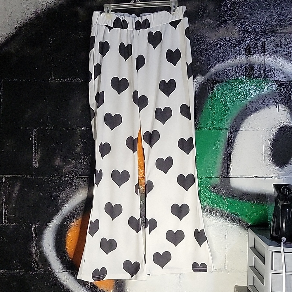 Flared heart pants